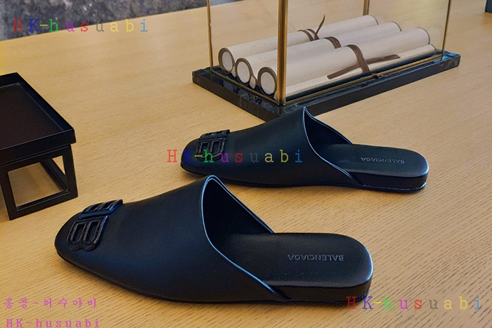 NEW 발렌시아가 신발 신상 B 5582408