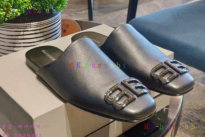 NEW 발렌시아가 신발 신상 B 5582408