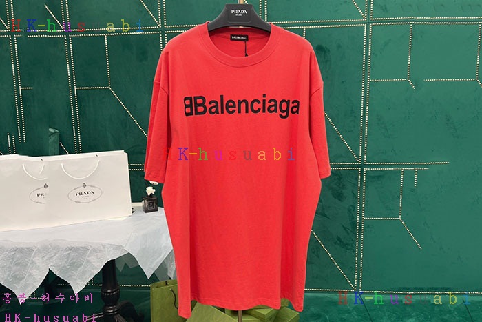 NEW 발렌시아가 반팔티 신상 B 6350014