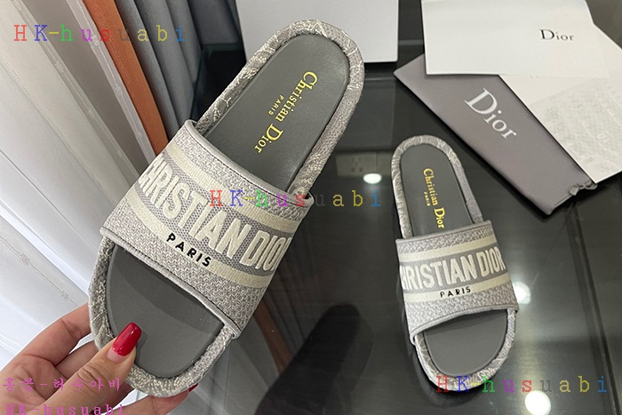 NEW 디올 신발 신상 DR 2250100