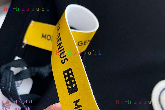 NEW 몽클레어 반팔티 신상 M 1154420