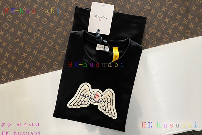 NEW 몽클레어 반팔티 신상 M 1154420
