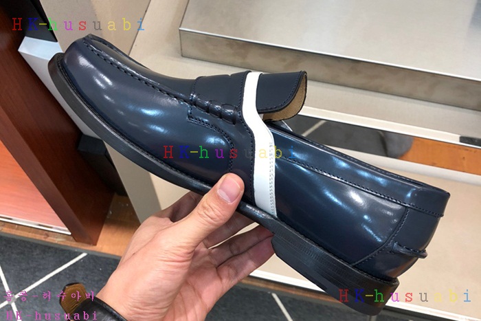 NEW 프라다 신발 신상 P 255542