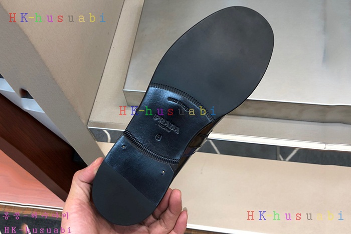 NEW 프라다 신발 신상 P 255542
