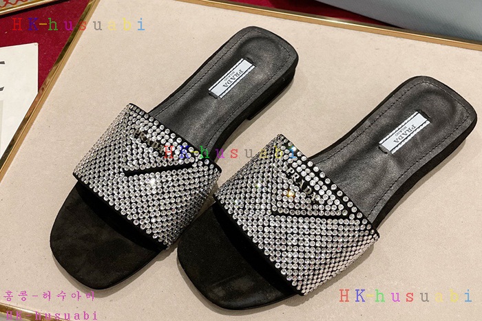 NEW 프라다 신발 신상 P 255543