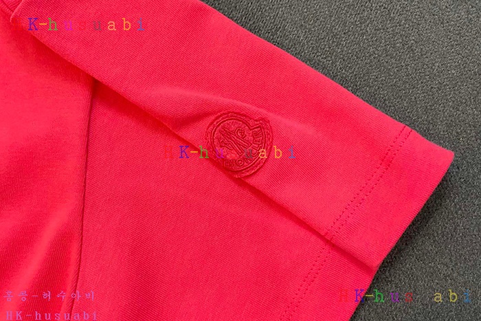 NEW 몽클레어 반팔티 신상 M 558240