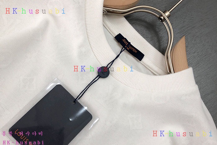NEW 루이비통 반팔티 신상 LV 152413