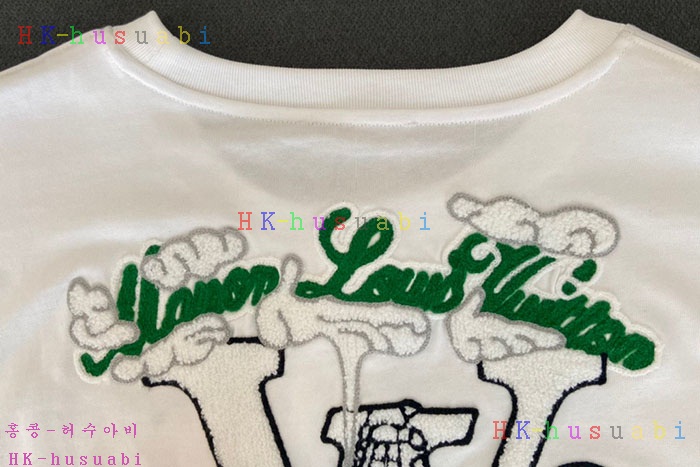 NEW 루이비통 반팔티 신상 LV 152415