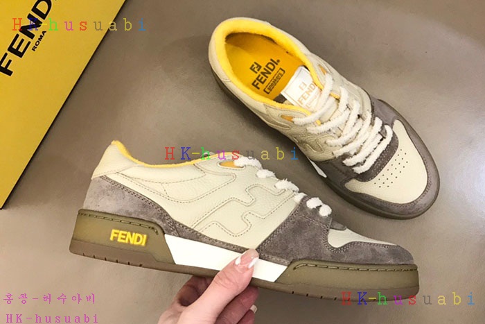 NEW 펜디 스니커즈 신상 FD 556880