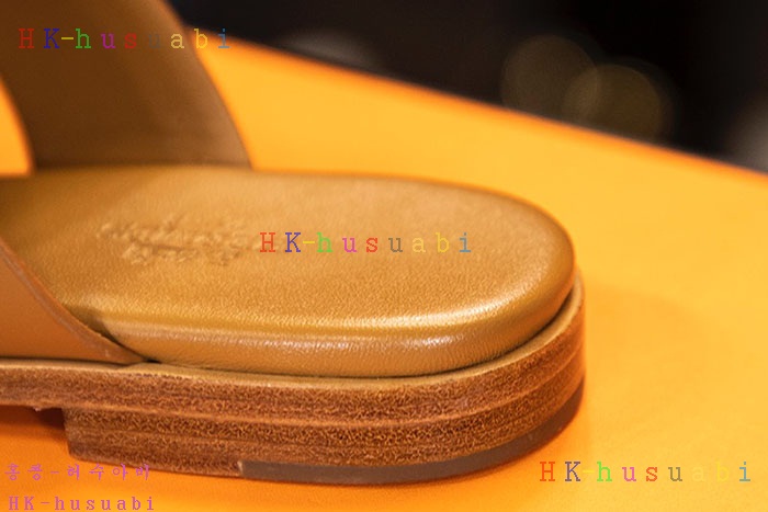 NEW 에르메스 샌들 신상 H 2425003
