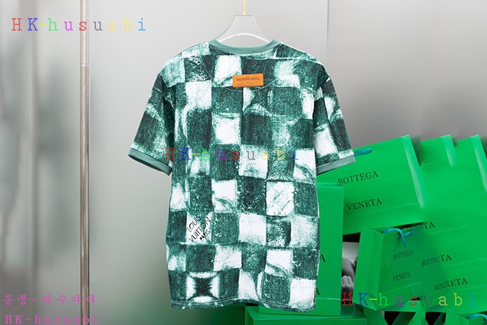 NEW 루이비통 반팔티 신상 LV 774223