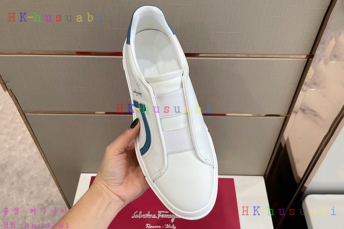 NEW 페라가모 스니커즈 신상 F 4424111
