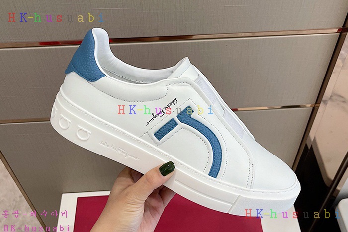 NEW 페라가모 스니커즈 신상 F 4424111