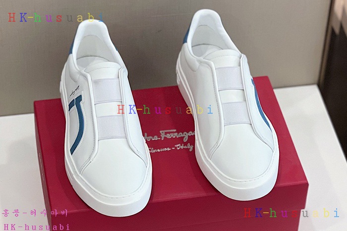 NEW 페라가모 스니커즈 신상 F 4424111