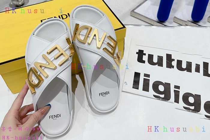 NEW 펜디 슬리퍼 신상 F  8855908