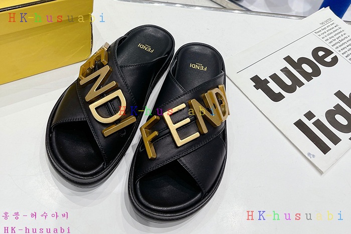NEW 펜디 슬리퍼 신상 F  8855906