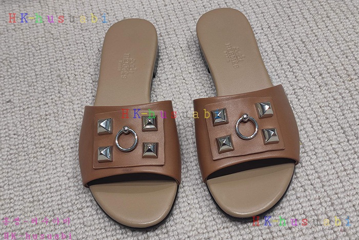 NEW 에르메스 샌들 신상  H 84503