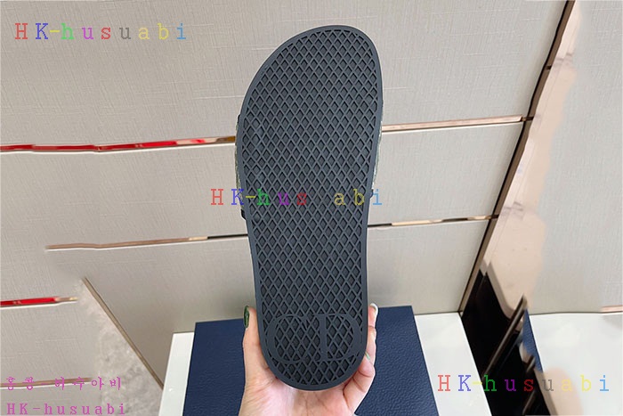 NEW 디올 신발 신상 DR 412250