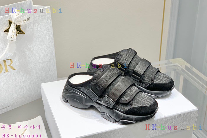 NEW 디올 신발 신상 DR 412231