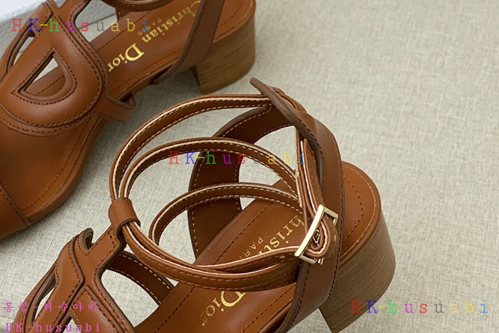 NEW 디올 신발 신상 DR 412238