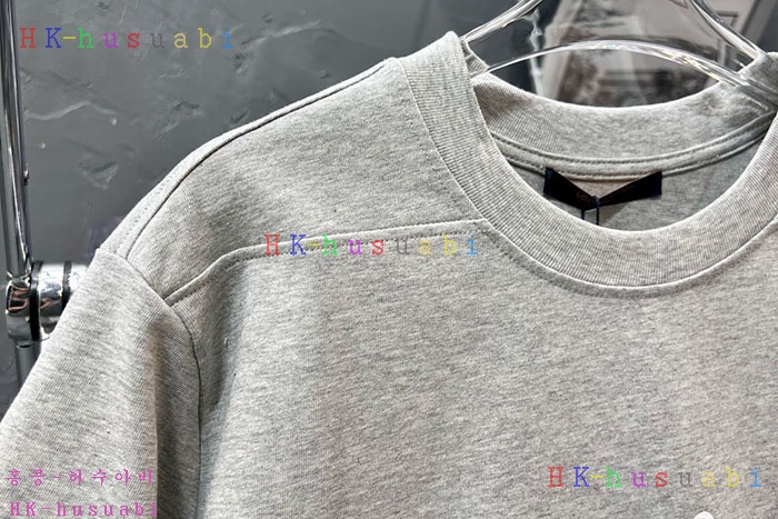 NEW 루이비통 반팔티 신상 LV 195262