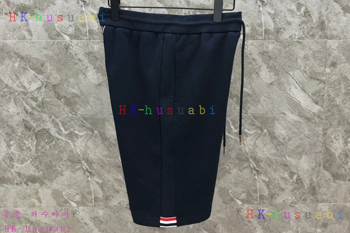 NEW 톰브라운 반바지 신상 TB 1352601