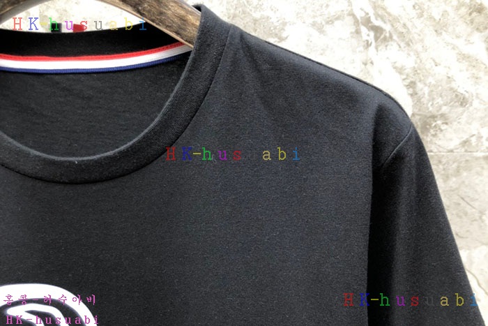 NEW 톰브라운 반팔티 신상 TB 136610