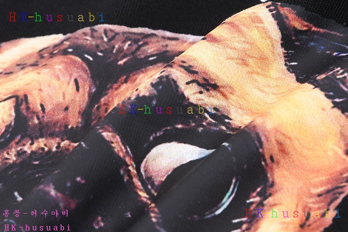 NEW 발렌시아가 반팔티 신상 B 557251