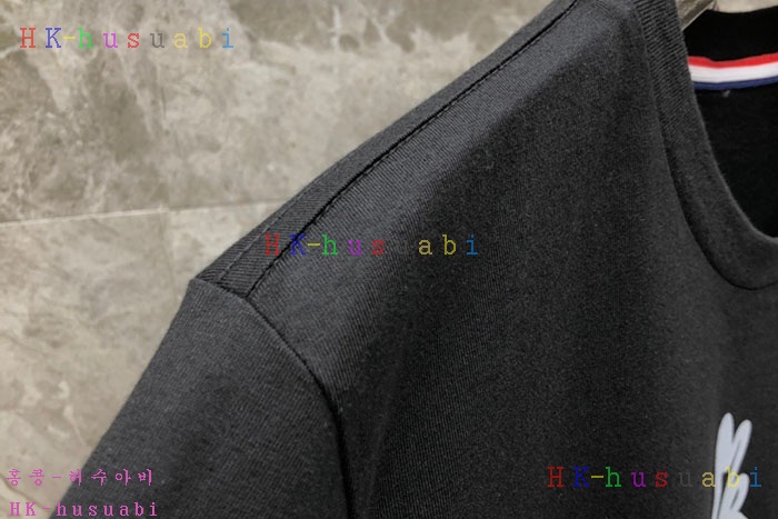 NEW 톰브라운 반팔티 신상 TB 4245531