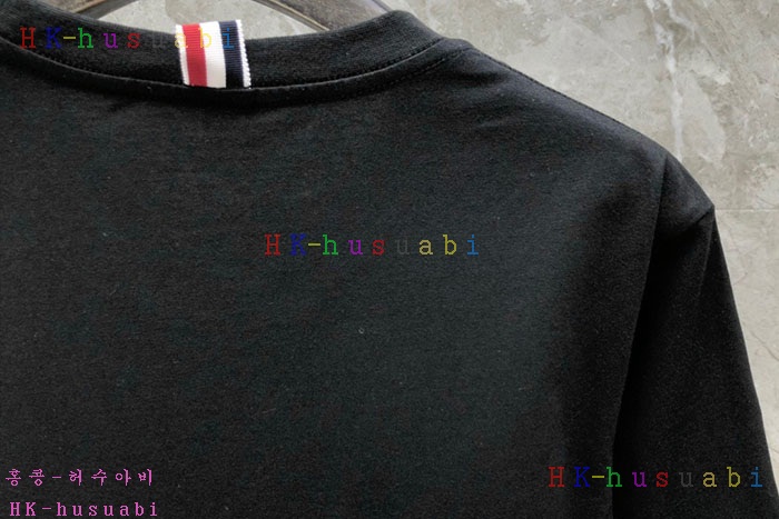 NEW 톰브라운 반팔티 신상 TB 4245531