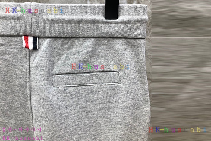 NEW 톰브라운 반바지 신상 TB 4245522