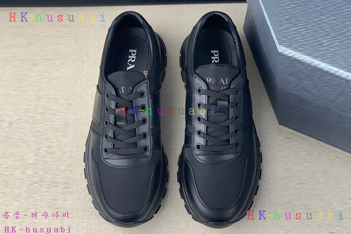 NEW 프라다 스니커즈 신상 P 245530