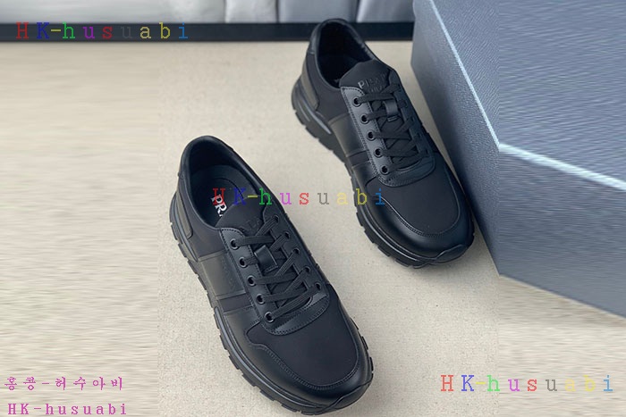 NEW 프라다 스니커즈 신상 P 245530