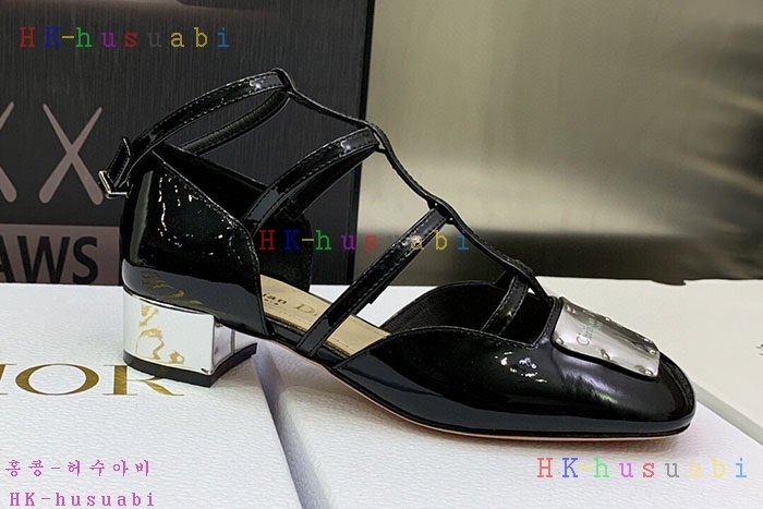 NEW 디올 신발 신상 DR 540011