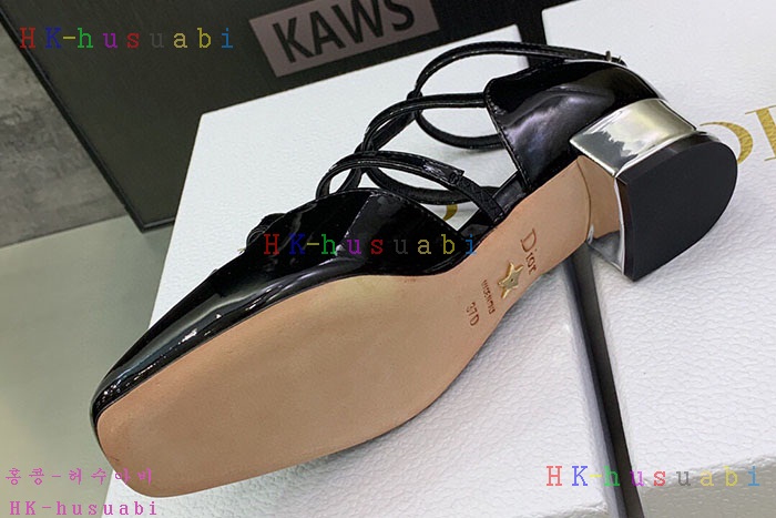 NEW 디올 신발 신상 DR 540011