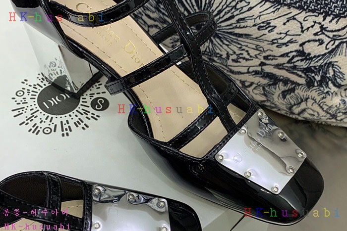 NEW 디올 신발 신상 DR 540012