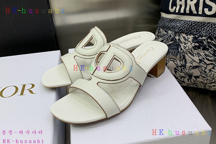 NEW 디올 샌들 신상 DR 555105