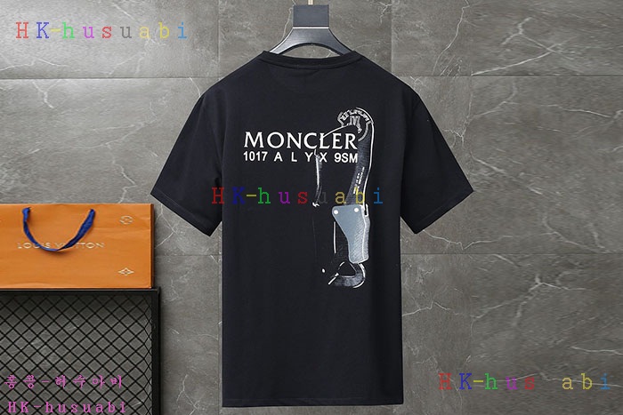 NEW 몽클레어 반팔티 신상 M 755401