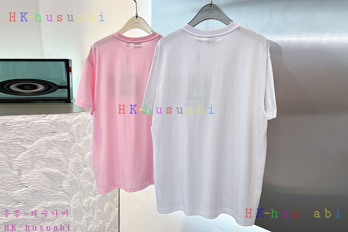 NEW 버버리 반팔티 신상 BB 663513