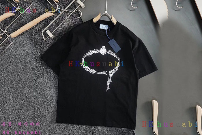 NEW 프라다 반팔티 신상 P 557241