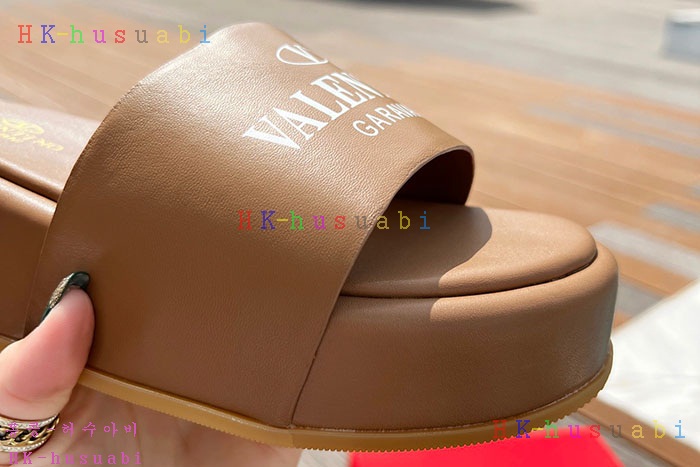 NEW 발렌티노 샌들 신상 V 556025