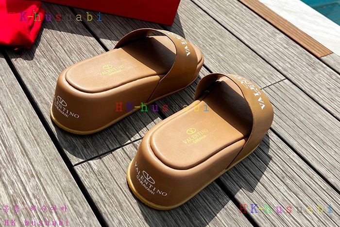 NEW 발렌티노 샌들 신상 V 556025