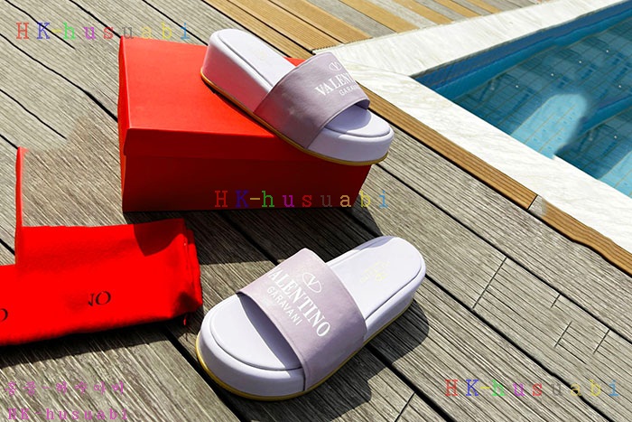 NEW 발렌티노 샌들 신상 V 556028