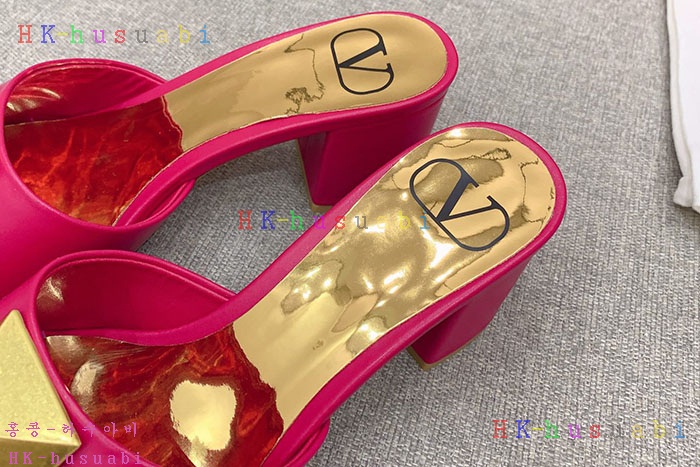 NEW 발렌티노 샌들 신상 V 558001
