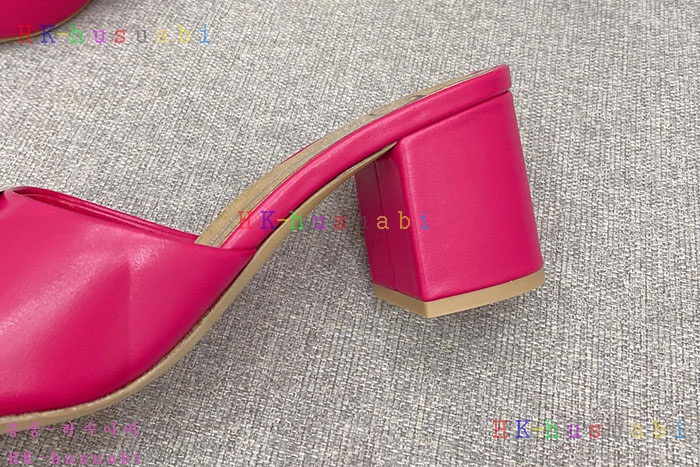 NEW 발렌티노 샌들 신상 V 558001