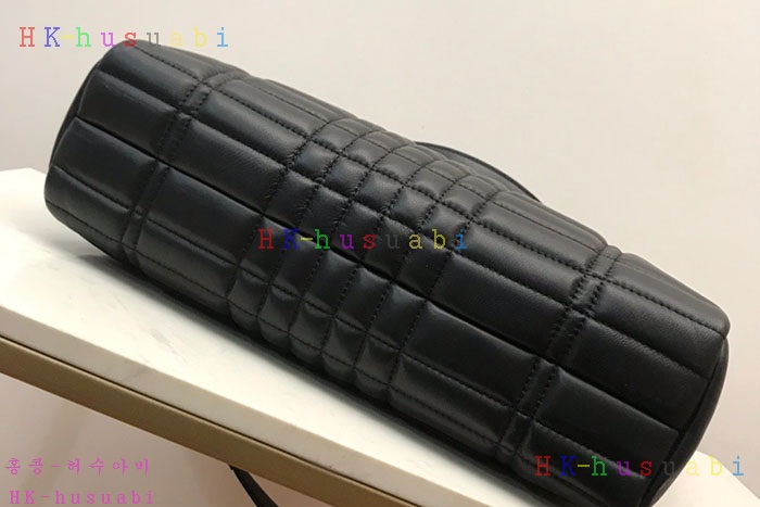 ★미러급★버버리 미디엄 퀼팅 롤라 쇼퍼 백 80490591