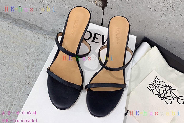 NEW 로에베 샌들 신상 L 551114
