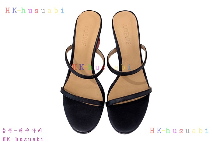 NEW 로에베 샌들 신상 L 551115