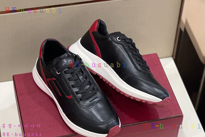 NEW  발리 스니커즈 신상 B 552401