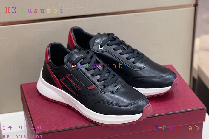 NEW  발리 스니커즈 신상 B 552401